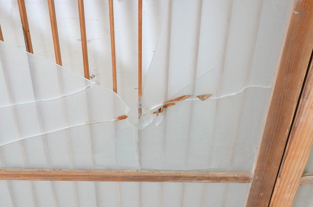ビンテージ建具　和モダンな雰囲気を醸し出す組子入り書院ガラス戸2枚セット(窓、書院戸、引き戸、ヴィンテージ)(R-065042)