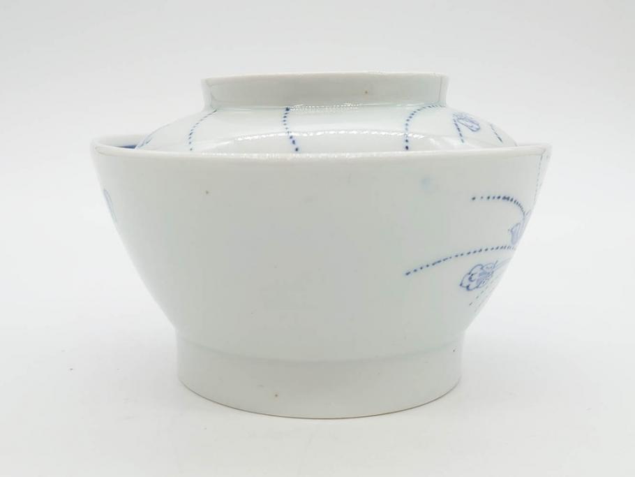 江戸期　古伊万里　染付　線描　蝶花図　約12cm　4寸　清楚な美しさのある蓋付き茶碗2客セット(ちょう、蓮?、和食器、どんぶり、蓋茶碗、四寸)(R-079599)