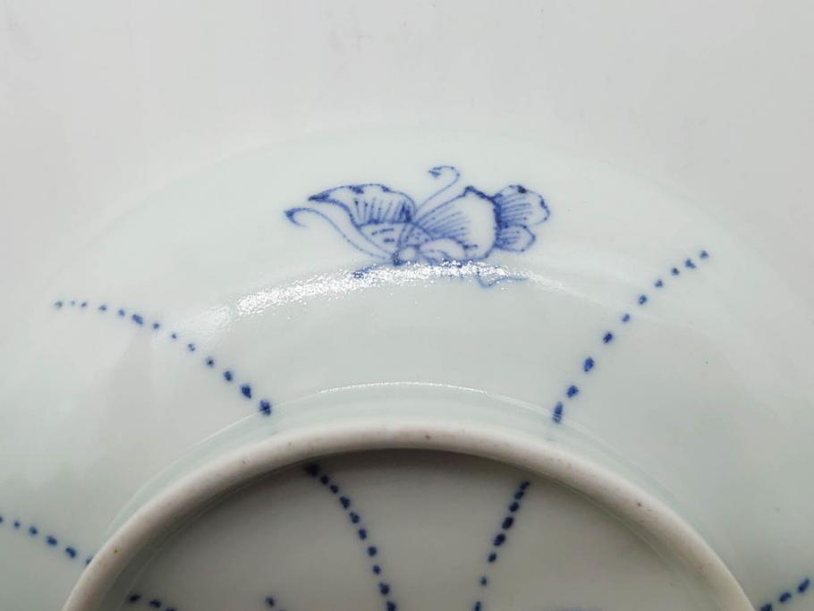 江戸期　古伊万里　染付　線描　蝶花図　約12cm　4寸　清楚な美しさのある蓋付き茶碗2客セット(ちょう、蓮?、和食器、どんぶり、蓋茶碗、四寸)(R-079599)