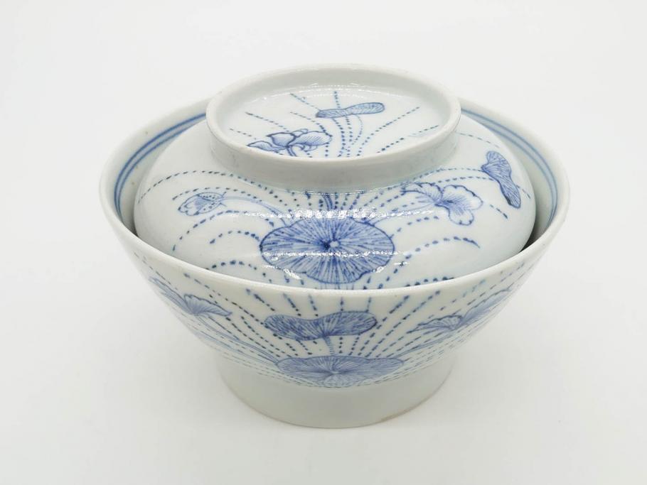江戸期　古伊万里　染付　線描　蝶花図　約12cm　4寸　清楚な美しさのある蓋付き茶碗2客セット(ちょう、蓮?、和食器、どんぶり、蓋茶碗、四寸)(R-079599)
