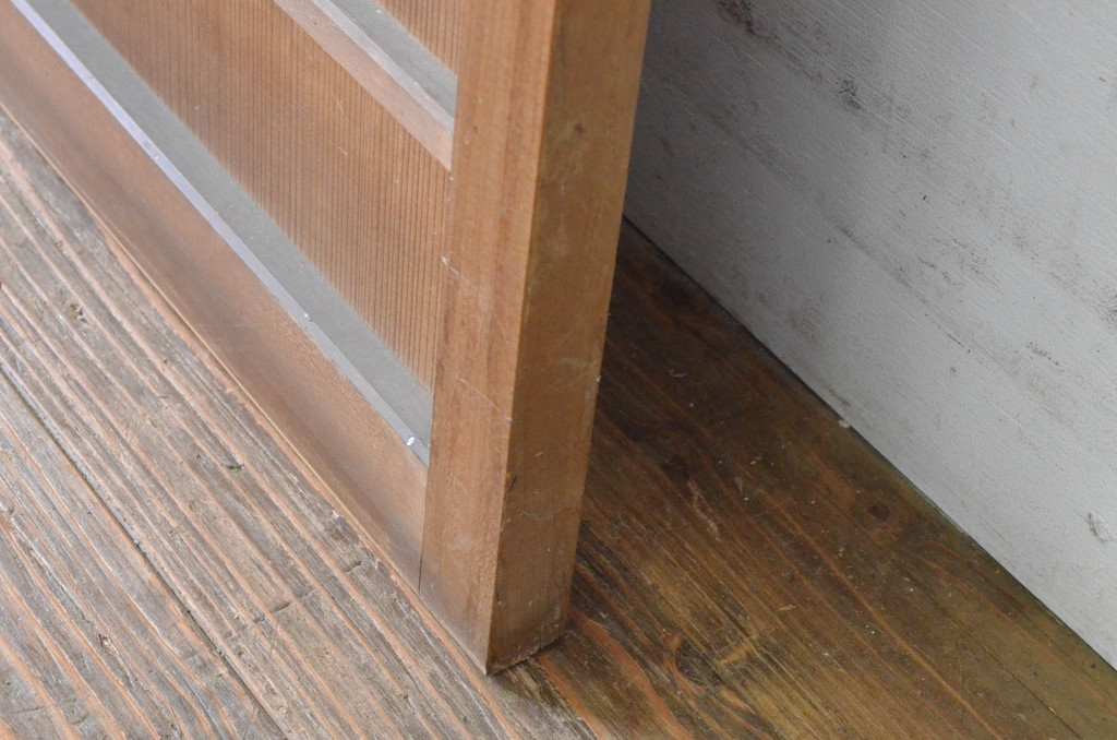 アンティーク建具　昭和初期　上手物!!　美しい柾目が魅力の舞良戸1枚(まいらど、横桟板戸、引き戸)(R-065254)