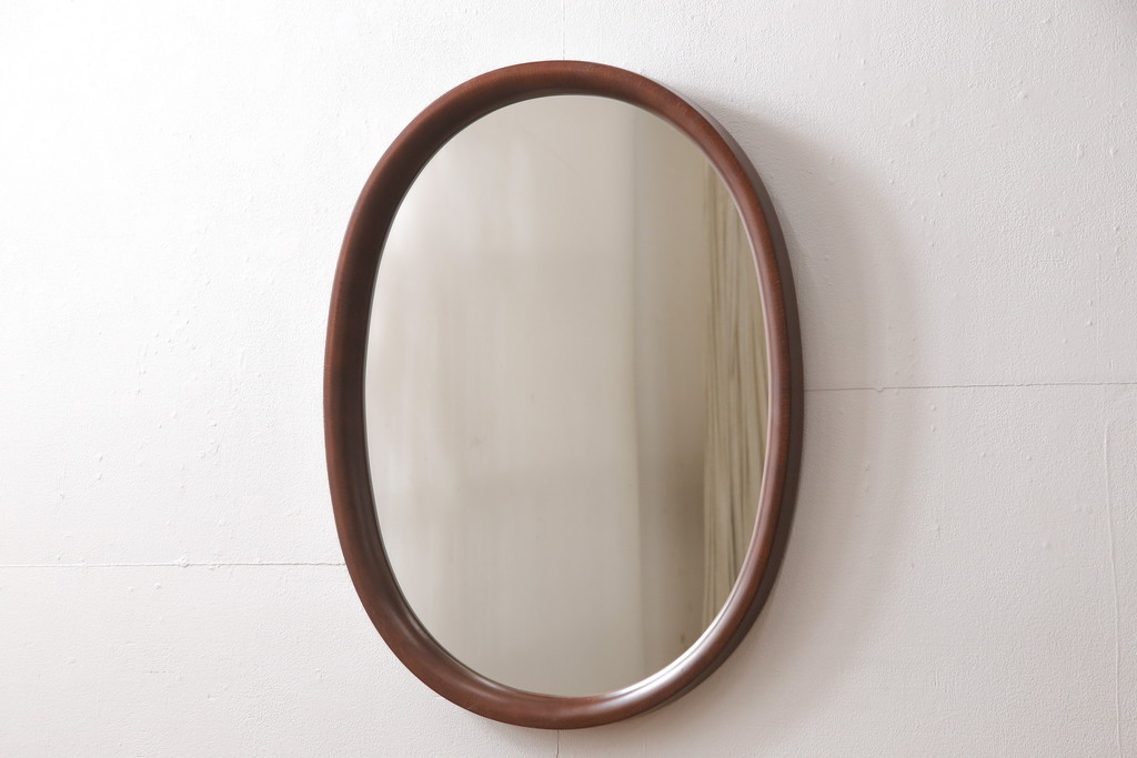 中古　美品　秋田木工　様々なお部屋に馴染みのよいラウンド型のウォールミラー(壁掛け鏡)(R-055218)