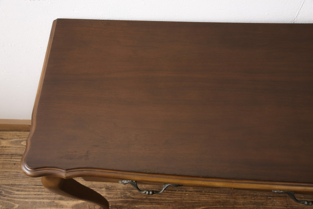 中古 カリモク家具(karimoku) ネオクラシック 優美なシルエット 中古 カリモク家具(karimoku) ネオクラシック 優美なシルエット