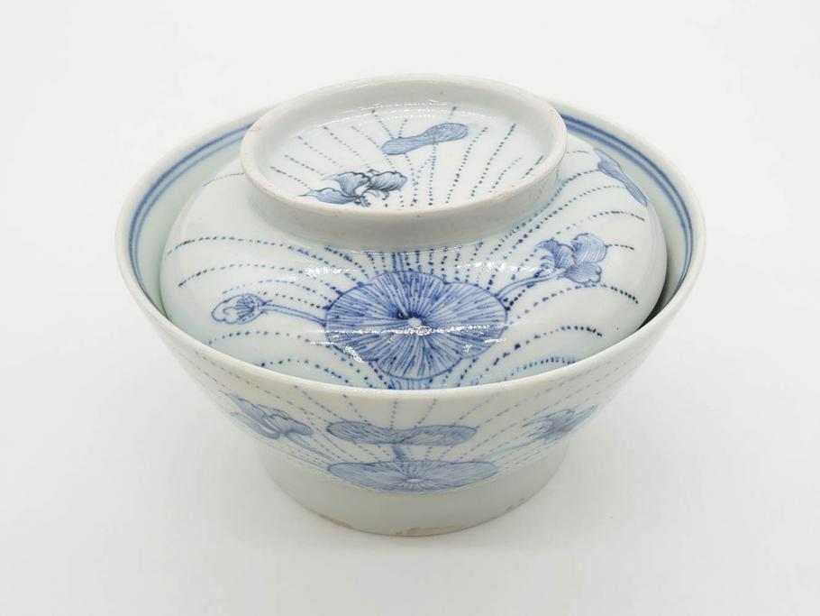 江戸期　古伊万里　染付　線描　蝶花図　約12cm　4寸　爽やかな印象の蓋付き茶碗3客セット(ちょう、蓮?、和食器、どんぶり、蓋茶碗、四寸)(R-079601)