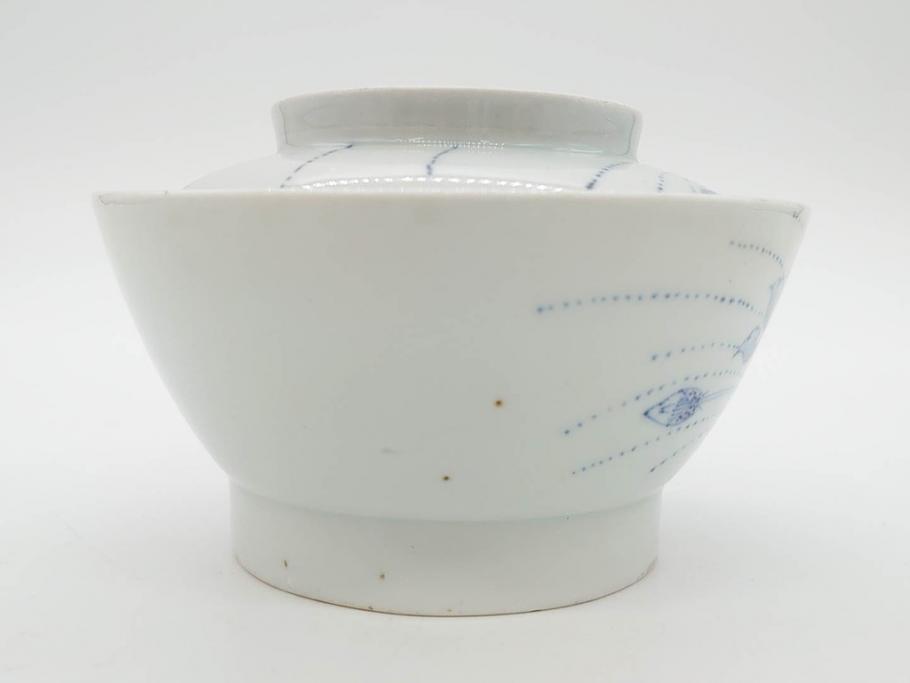 江戸期　古伊万里　染付　線描　蝶花図　約12cm　4寸　爽やかな印象の蓋付き茶碗3客セット(ちょう、蓮?、和食器、どんぶり、蓋茶碗、四寸)(R-079601)