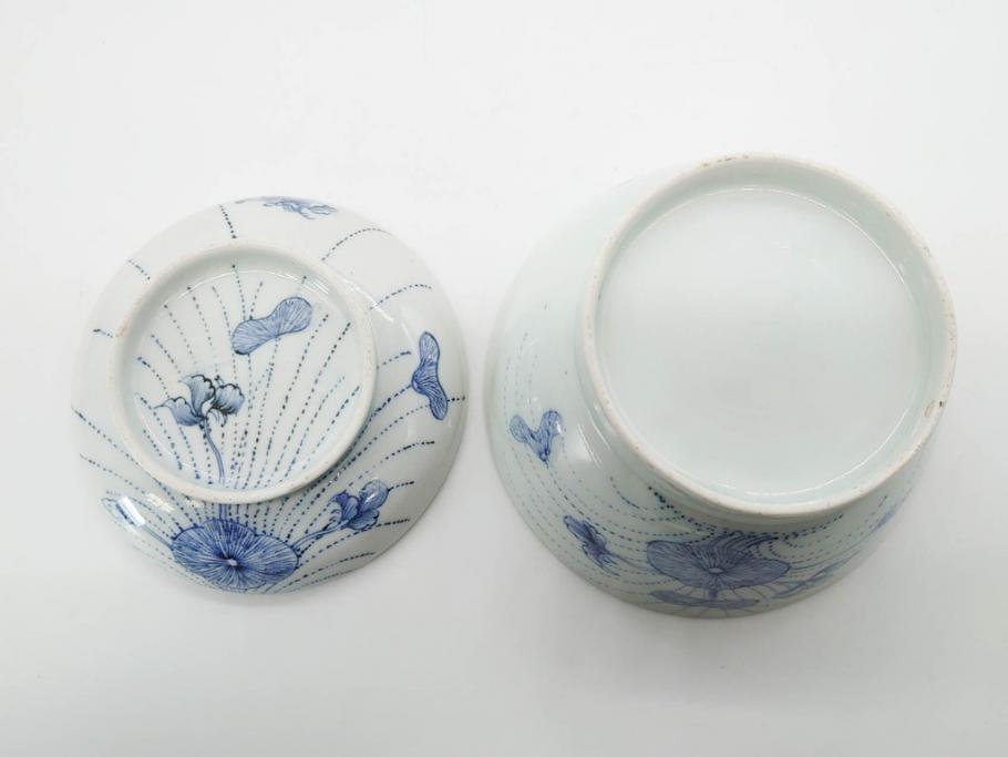 江戸期　古伊万里　染付　線描　蝶花図　約12cm　4寸　爽やかな印象の蓋付き茶碗3客セット(ちょう、蓮?、和食器、どんぶり、蓋茶碗、四寸)(R-079601)