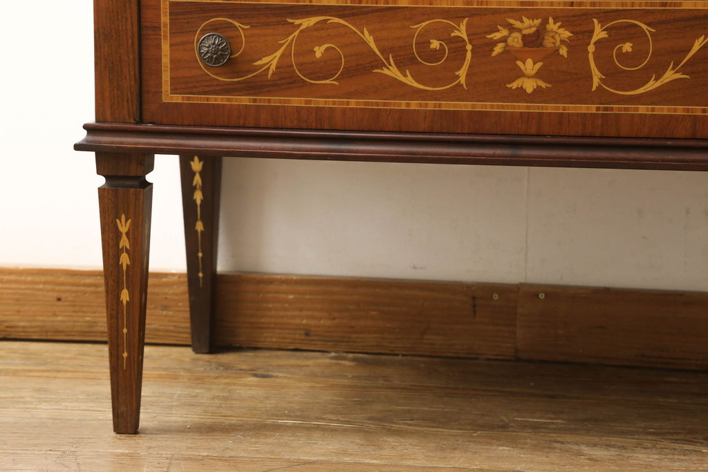 中古　美品　イタリア高級輸入家具　象嵌入り　細やかな象嵌細工が美しいチェスト(引き出し、サイドチェスト)(R-055197)