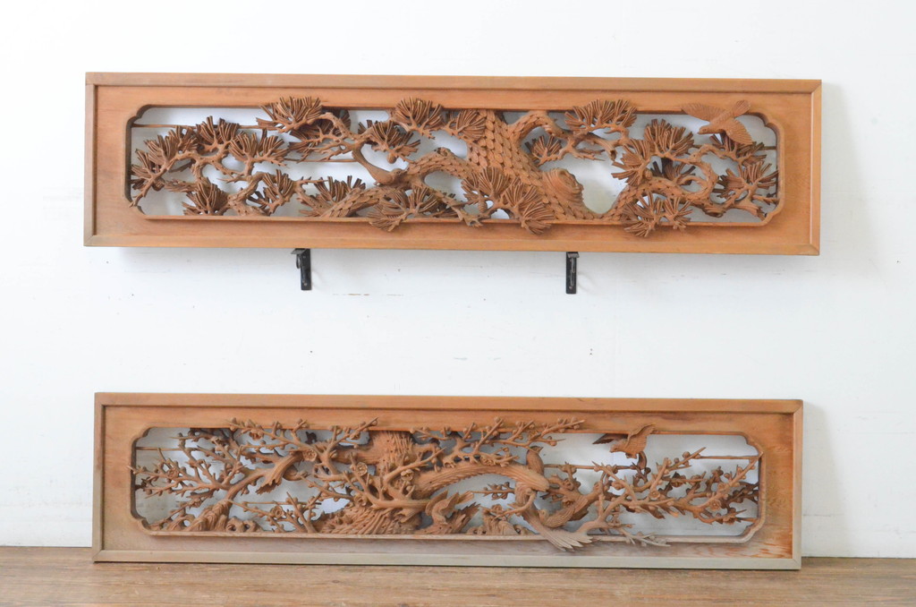 和製ビンテージ　厚みのある彫刻が美しい松、梅の欄間2枚セット(明り取り、明かり取り、建具、ヴィンテージ)(R-065054)