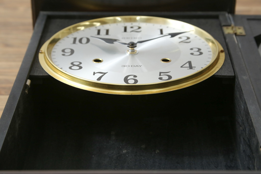 和製アンティーク　SEIKO(セイコー)　30DAY　クォーツ式　昔懐かしい雰囲気を醸し出す掛け時計(柱時計、古時計、振り子時計)(R-072170)