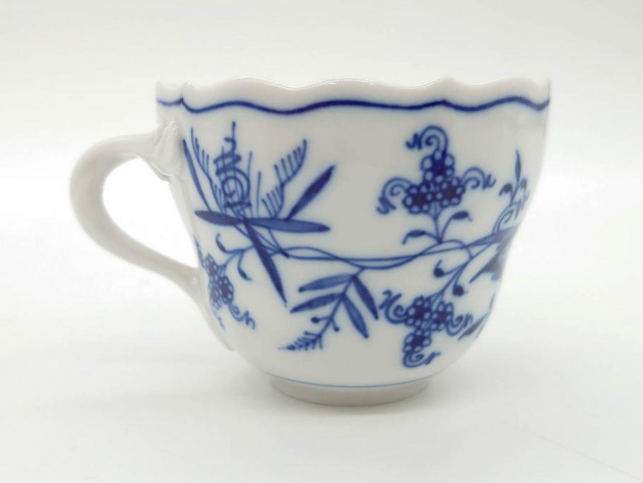 ドイツ　マイセン　Meissen　ブルーオニオン　意匠をこらした凝ったデザインが魅力的なモカカップ2客&オープンワーク透かしプレート2枚セット(皿、洋食器)(R-074581)