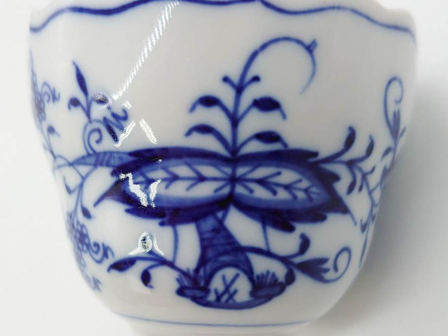 ドイツ　マイセン　Meissen　ブルーオニオン　意匠をこらした凝ったデザインが魅力的なモカカップ2客&オープンワーク透かしプレート2枚セット(皿、洋食器)(R-074581)