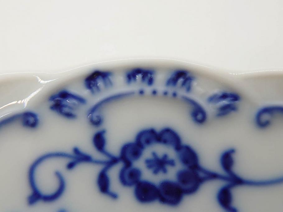 ドイツ　マイセン　Meissen　ブルーオニオン　意匠をこらした凝ったデザインが魅力的なモカカップ2客&オープンワーク透かしプレート2枚セット(皿、洋食器)(R-074581)