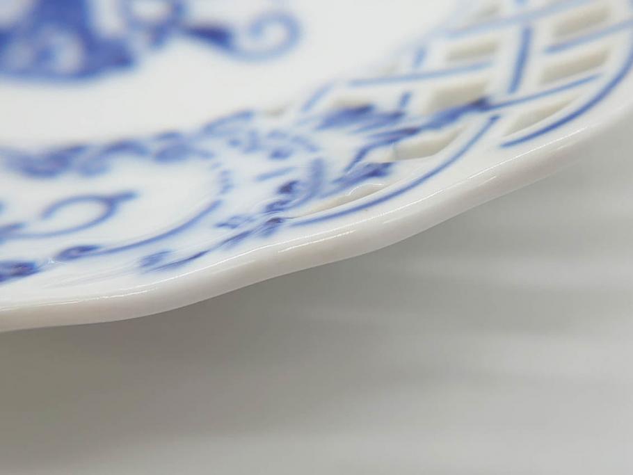 ドイツ　マイセン　Meissen　ブルーオニオン　意匠をこらした凝ったデザインが魅力的なモカカップ2客&オープンワーク透かしプレート2枚セット(皿、洋食器)(R-074581)
