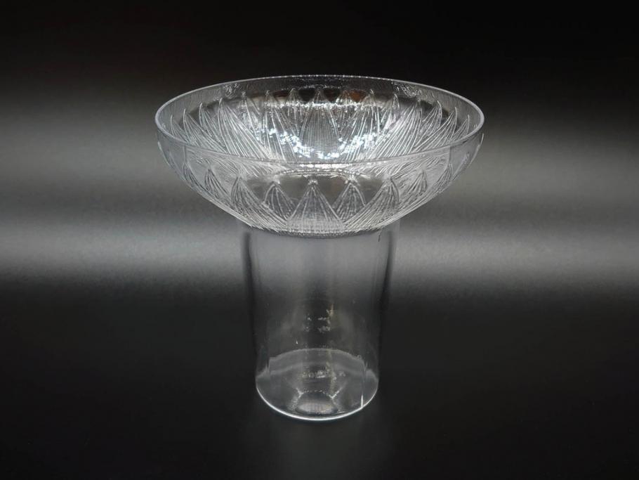 アンティーク　1920年代　ルネ・ラリック(R.LALIQUE)　ロータス(LOTUS)　グラス　花瓶　蓮の花のようなデザインが美しいゴブレット(花入れ、花器、フラワーベース)(R-074586)