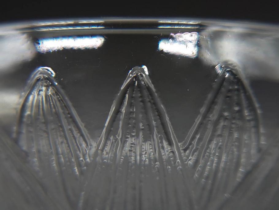 アンティーク　1920年代　ルネ・ラリック(R.LALIQUE)　ロータス(LOTUS)　グラス　花瓶　蓮の花のようなデザインが美しいゴブレット(花入れ、花器、フラワーベース)(R-074586)