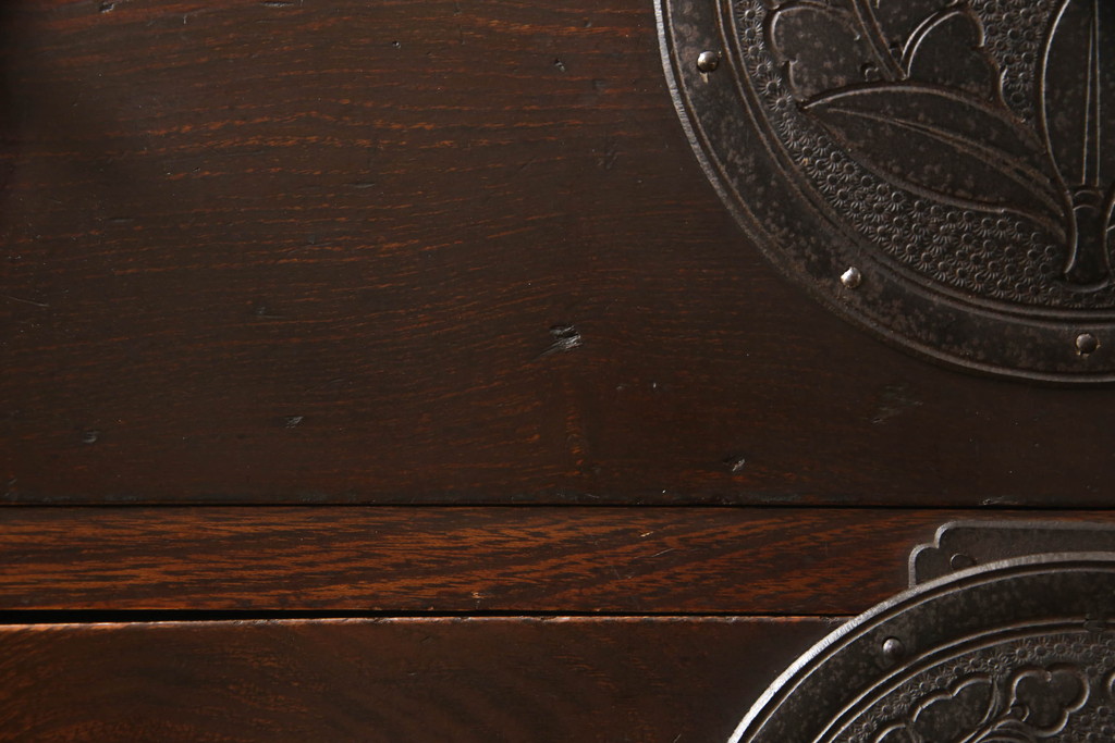 和製アンティーク　杢目の良い前面欅(ケヤキ)材　丁度良いサイズ感が魅力的な仙台箪笥(和タンス、衣装たんす、収納箪笥、整理箪笥、引き出し)(R-059265)