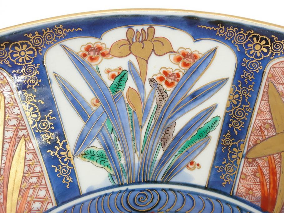 江戸期　古伊万里　染付　色絵　花菖蒲　約48cm　1尺5寸　煌びやかで優雅な大皿(花しょうぶ、花唐草模様、金彩、尺皿、和食器、和皿、一尺五寸)(R-079611)