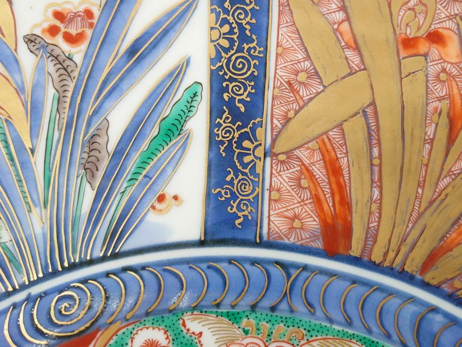 江戸期　古伊万里　染付　色絵　花菖蒲　約48cm　1尺5寸　煌びやかで優雅な大皿(花しょうぶ、花唐草模様、金彩、尺皿、和食器、和皿、一尺五寸)(R-079611)