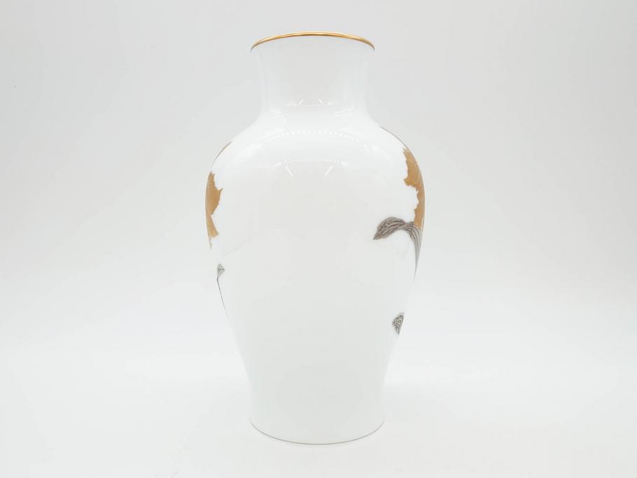大倉陶園(OKURA、OAC)　金蝕カトレア 高さ 約27cm/ブルーローズ 高さ 約15cm　気品漂う花瓶2点セット(バラ、薔薇、金彩、花生け、花器、花入、フラワーベース、白磁)(R-079613)
