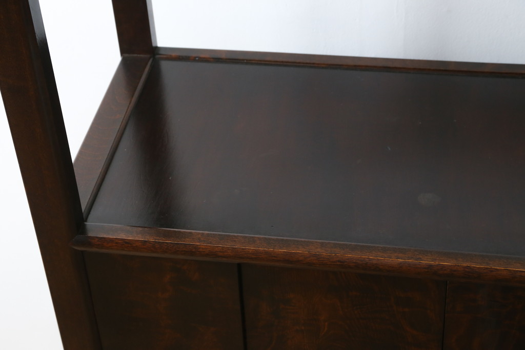 中古　松本民芸家具　#506型　シックな色合いと上品な佇まいが魅力の朝鮮棚(飾り棚、収納棚、戸棚、茶棚)(定価約23万円)(R-066102)