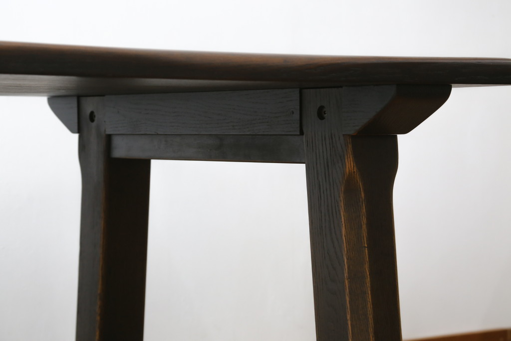 中古　超美品　展示品　飛騨産業　キツツキ　PROVINCIAL(プロヴィンシャル・プロビンシャル)シリーズ　P31　オーク材　どっしりとした堅牢なつくりと素朴な佇まいが魅力のタバーンテーブル(ダイニングテーブル、4人掛け、6人掛け、食卓、作業台)(定価約57万円)(R-079276)