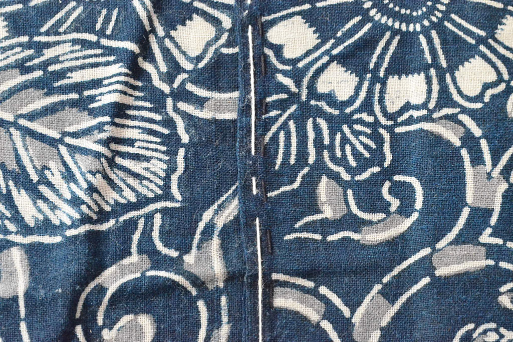 明治〜大正　藍型染め木綿古布(布団皮、藍染)(R-052922)