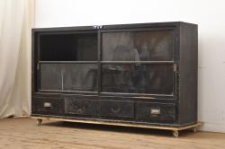 アンティーク家具　シックな黒塗りサイドボード(飾り棚)(R-036573)