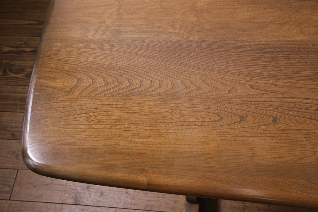 ヴィンテージ家具　イギリスビンテージ　ERCOL(アーコール)　エルム材　クラシカルな印象のダイニングテーブル(リフェクトリーテーブル)(R-044896)