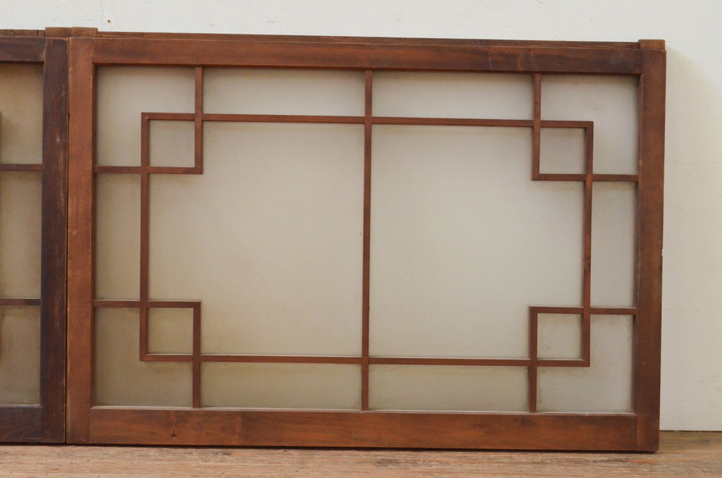 アンティーク建具　古い木味が魅力的なガラス窓2枚セット(引き戸、ガラス戸)(R-071900)