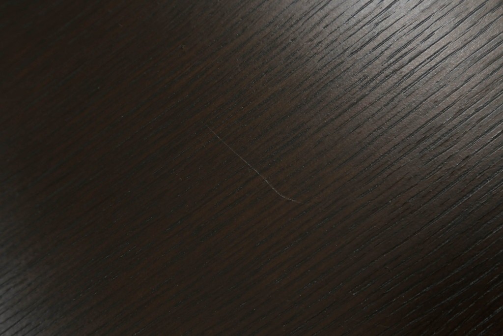 中古　超美品　Cassinaixc.(カッシーナイクスシー)　IXC. R&D(イクスシー.R&D)　シェルト(SCELTO)　シンプルなデザインが美しい重厚感あるローテーブル(センターテーブル、リビングテーブル、座卓)(定価約43万円)(R-067655)
