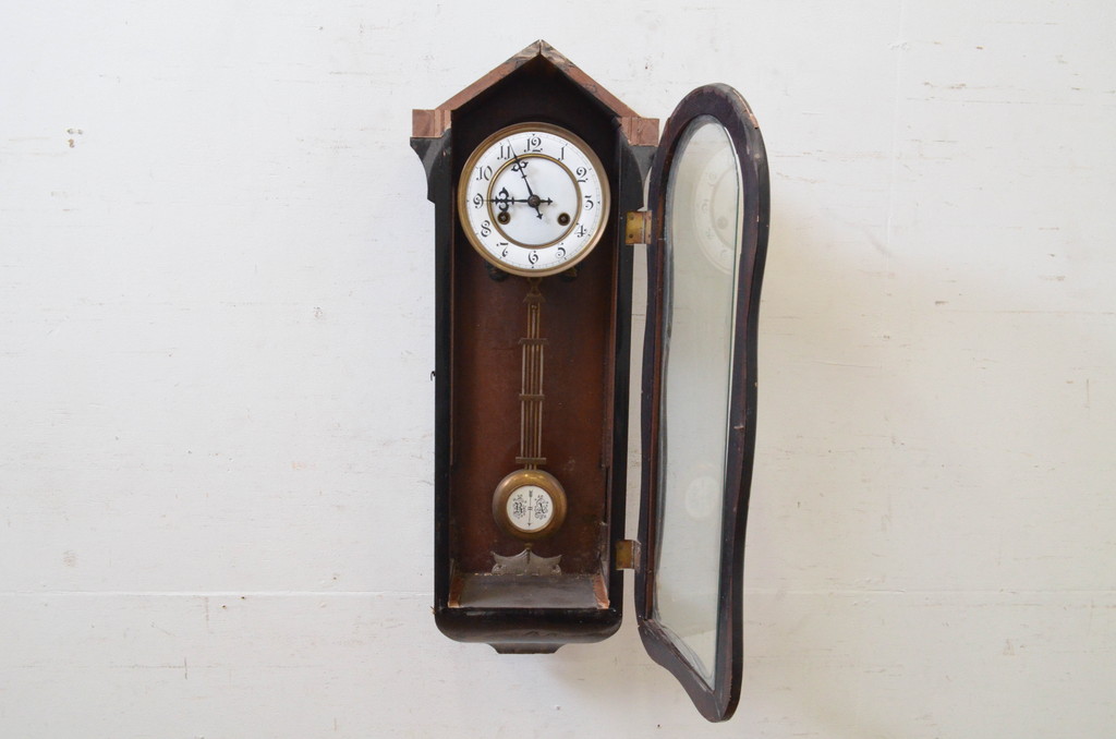アンティーク時計　ドイツ製　JUNGHANS(ユンハンス)社　バイオリン型　特徴あるデザインが魅力の掛け時計(振り子時計、柱時計、古時計)(R-072278)