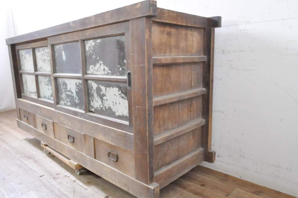 アンティーク家具　和製アンティーク　関西系　ガラス引き戸のサイドボード(食器棚、収納棚)(R-037133)
