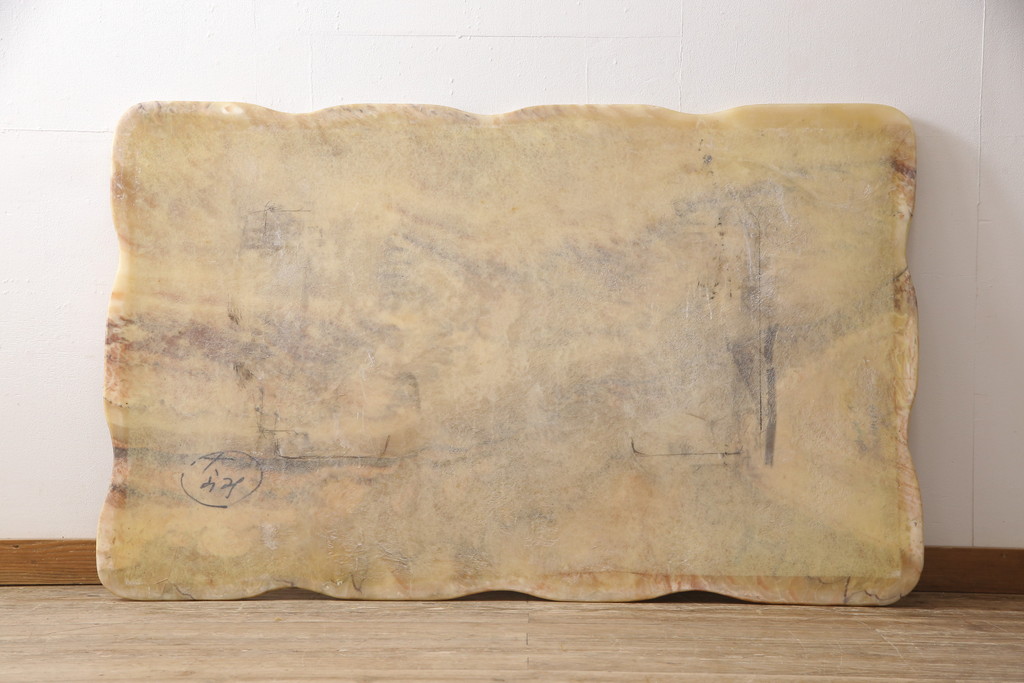 中古　イタリア高級家具　重厚な佇まいの大理石センターテーブル(ローテーブル)(定価約80万円)(R-054786)
