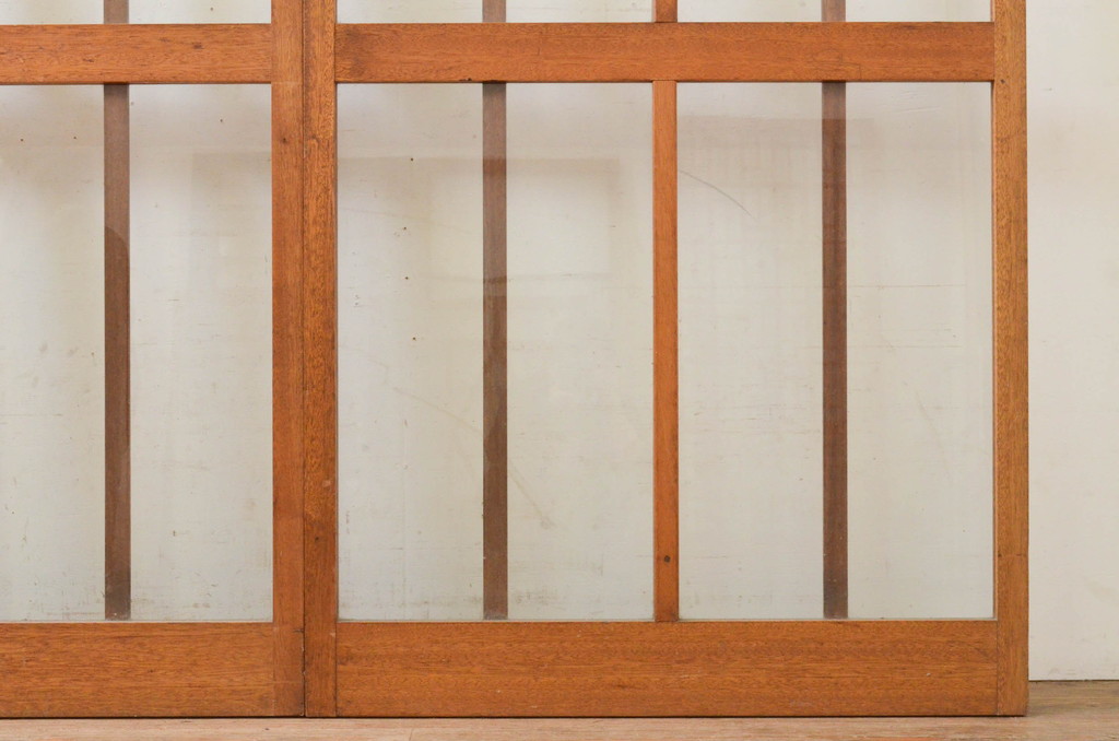 アンティーク建具　レトロな雰囲気づくりにおすすめな玄関戸2枚セット(ガラス戸、引き戸)(R-071912)