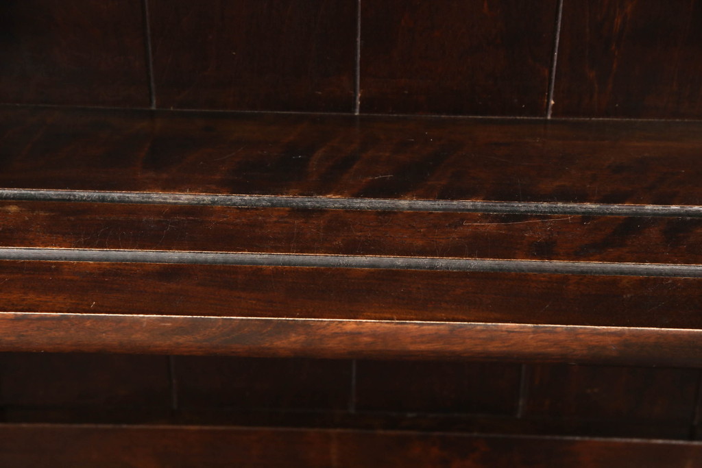 和製ビンテージ　松本民芸家具　#36型皿棚　深い色合いと凝ったデザインが魅力的なカップボード(食器棚、収納棚、戸棚、ヴィンテージ)(R-067734)