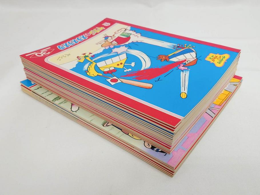 未使用　当時物　昭和レトロ　ワイド30　セイカ　ノート24冊セット(自由帳、じゆうちょう、もーれつア太郎、ニャロメ、ゲバゲバおじさん、ヤスジのオラオラオラ、風のカラッペ)(R-079679)