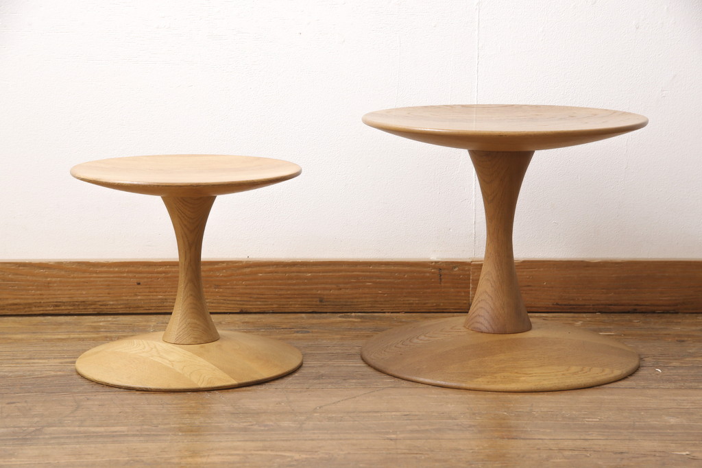 ヴィンテージ家具　デンマークビンテージ　Nanna Ditzel(ナナ・ディッツェル)　TRISSEN STOOL(トリッセンスツール)　北欧スタイルやナチュラルスタイルの空間づくりに活躍するスツール2脚セット(サイドテーブル、コーヒーテーブル、ラウンドテーブル)(2つで定価約12万円)(R-054437)