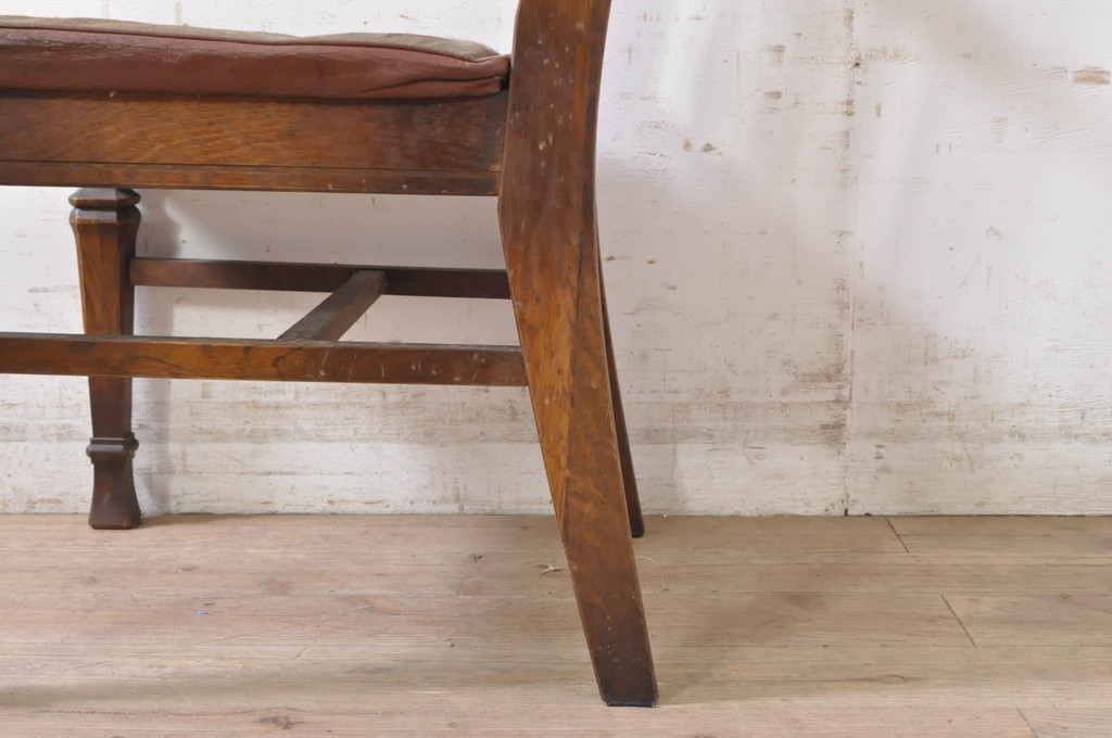 和製ビンテージ　飛騨産業　キツツキマーク　ナラ(楢)材　木のぬくもりを感じるクラシックチェア3脚セット(椅子、イス、ダイニングチェア、ヴィンテージ)(R-072060)