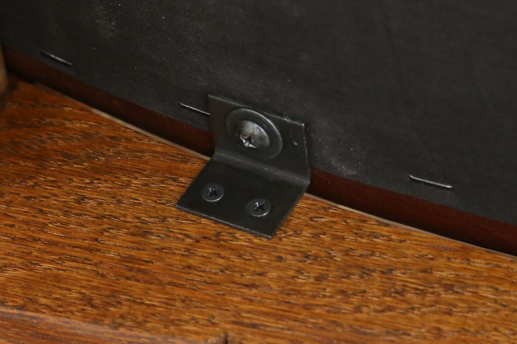 イギリスビンテージ　希少な絶版品　Old Charm(オールドチャーム)　風格漂う佇まいが魅力的なカウンターチェア2脚セット(ハイチェア、バーチェア、椅子、イス、ヴィンテージ、英国)(R-076292)