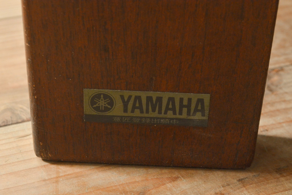 希少!　ビンテージ家具　YAMAHA(ヤマハ、山葉)　ナラ材と本革(レザー)の使い込まれた味わいを感じる3人掛けソファ(三人掛けソファ、3P、ヴィンテージ)(R-055779)