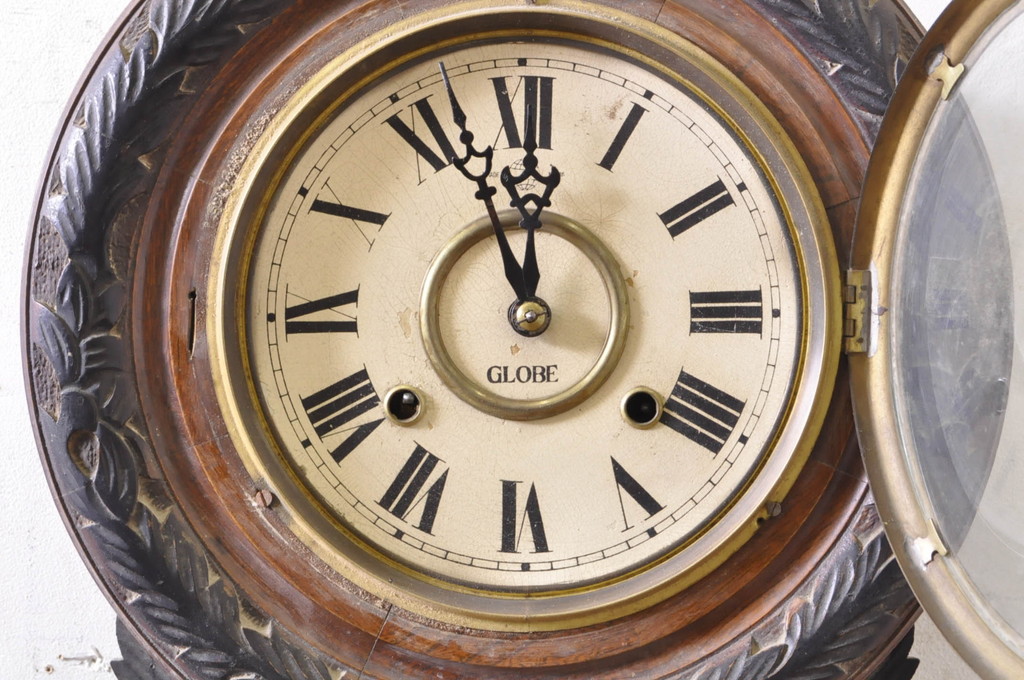 和製アンティーク　GLOBE CLOCK(グローブ)　凝った意匠が目を引く掛け時計(振り子時計、柱時計、古時計)(R-072185)