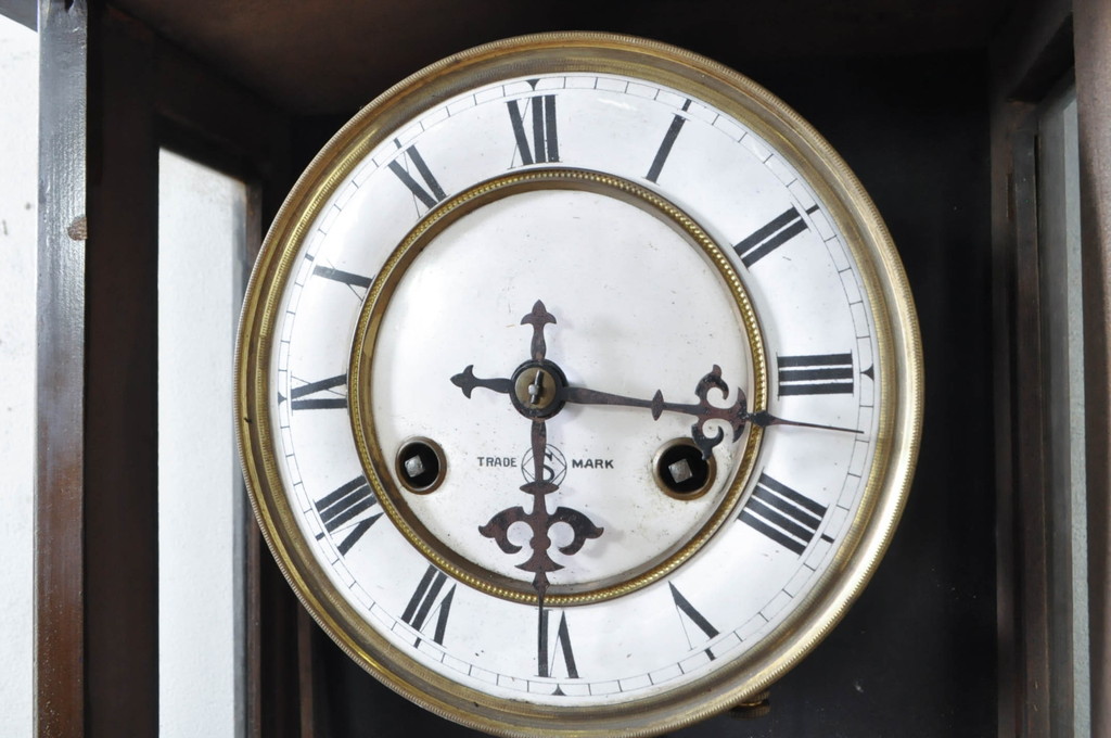和製アンティーク　精工舎(SEIKOSHA、セイコー)　TRADE(S)MARK　黒柿材　凝った意匠が目を引くクラシカルな掛け時計(振り子時計、柱時計、古時計)(R-072199)