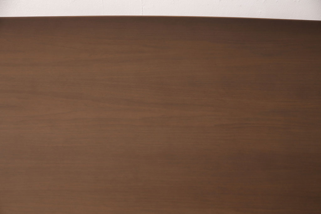中古　美品　カリモク　domani(ドマーニ)　Louis(ルイ)XVシリーズ　優雅な佇まいが魅力的なダイニングテーブル(食卓)(定価約55万円)(R-050785)