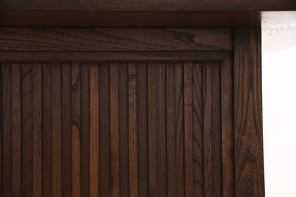 中古　九州民芸家具　ケヤキ材　和モダンな空間づくりにおすすめの囲炉裏テーブル(ダイニングテーブル、木製火鉢)(R-049931)