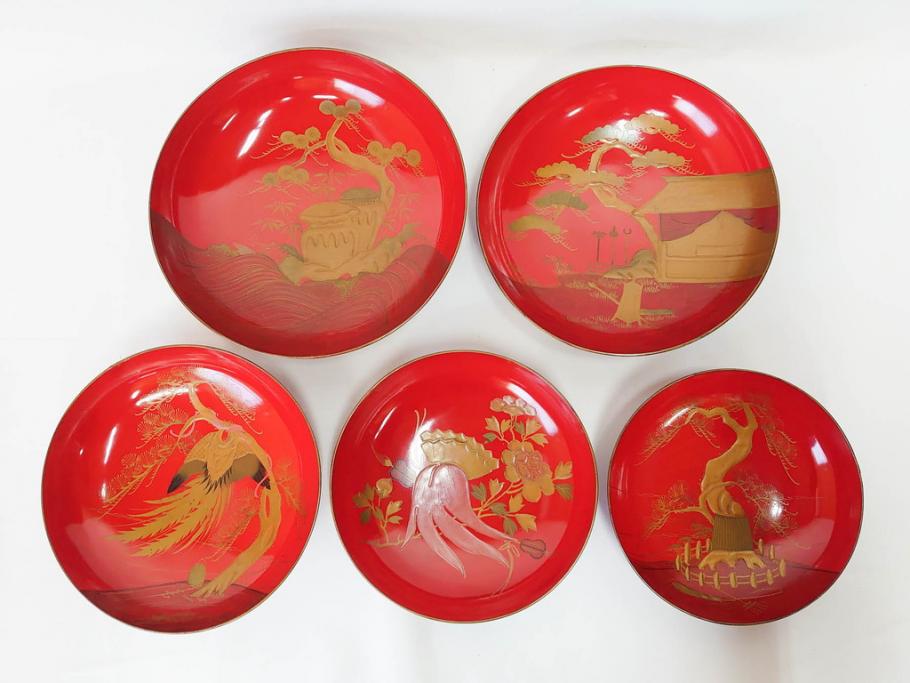 明治3年　朱塗　金蒔絵　漆器　木製　五ツ組　雅な雰囲気漂う大盃5点セット(松、牡丹、花、風景、漆芸、杯、酒器、和食器、共箱付き)(R-079685)