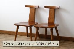 中古　美品　岩手県岩泉・純木家具　栓材　摺り漆(すりうるし)　心地よい木の風合いが魅力的なダイニングチェア2脚セット(アームレスチェア、板座チェア、椅子、イス)(定価2脚で約16万円)(R-060823)