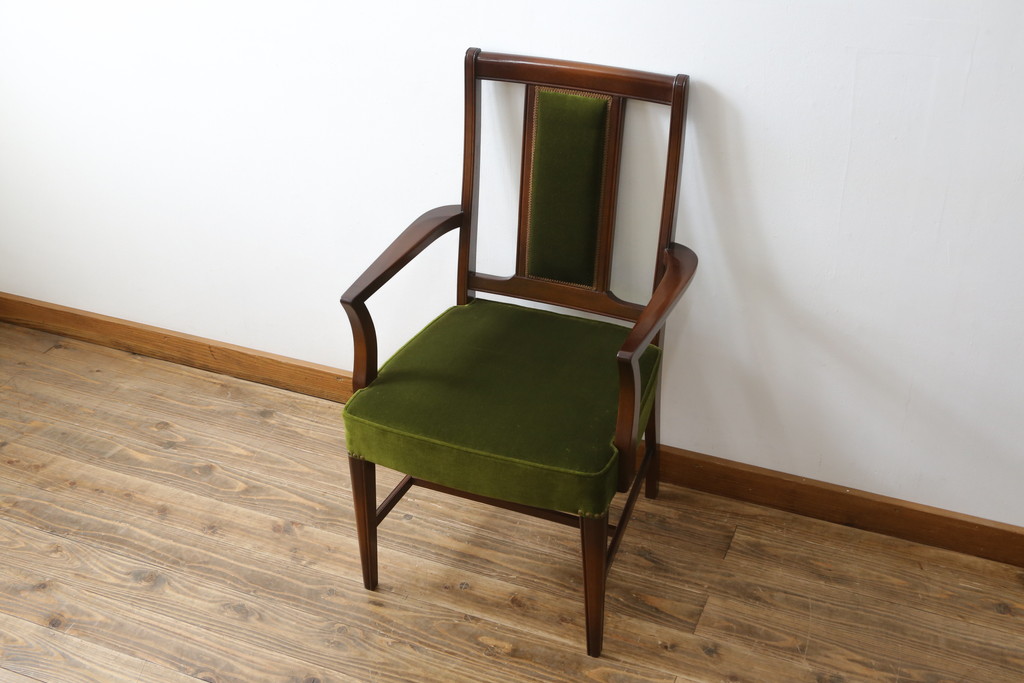 中古　美品　神戸洋家具　メープル不二屋　上品な佇まいが魅力的なアームチェア(ダイニングチェア、1P、一人掛け)(R-079765)