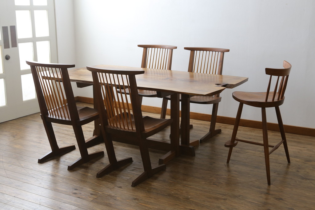 和製ビンテージ　美品　ジョージナカシマ　コノイドチェア(CONOID CHAIR)　CN101　スタイリッシュな佇まいのサイドチェア(ジョージ・ナカシマ、板座チェア、ダイニングチェア、椅子、イス、ヴィンテージ)(R-079713)