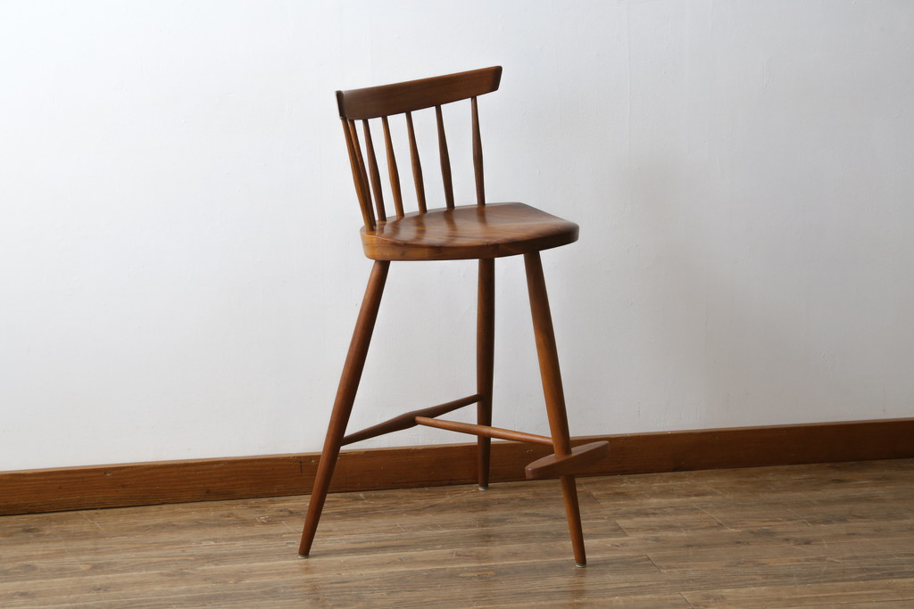 和製ビンテージ　美品　ジョージナカシマ　MIRA CHAIR H(ミラチェアH)　CN107　滑らかデザインが美しいカウンターチェア(ジョージ・ナカシマ、バーチェア、板座チェア、ダイニングチェア、椅子、イス、ハイチェア、ヴィンテージ)(R-079709)
