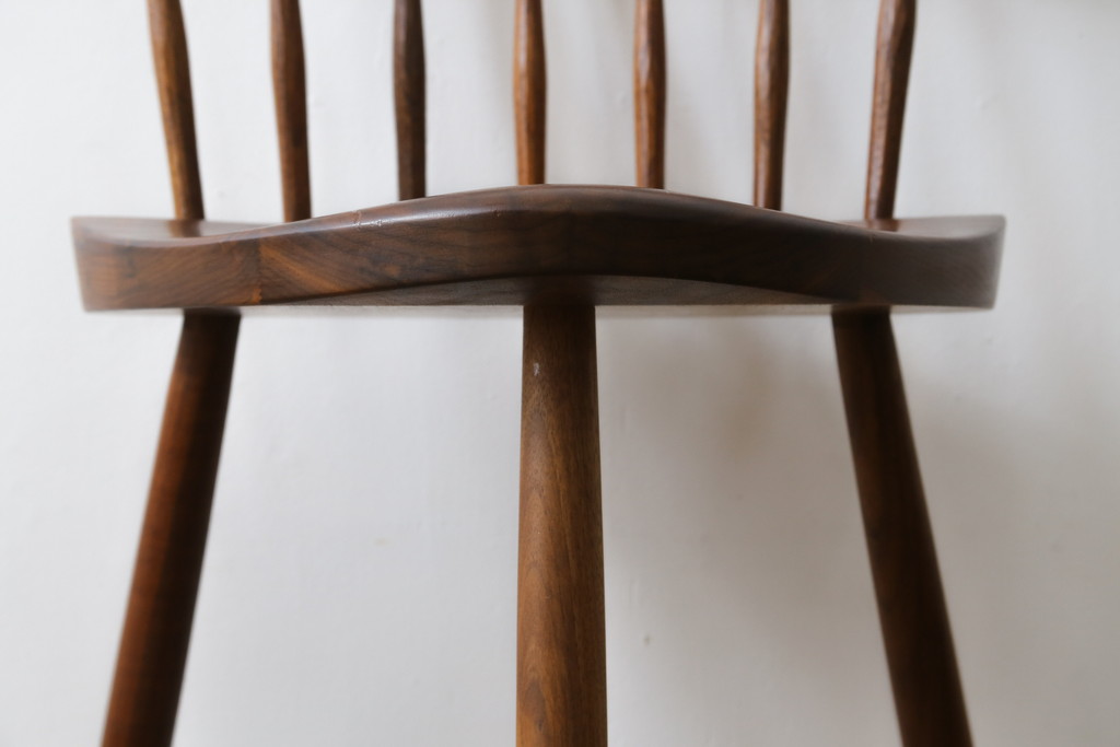 和製ビンテージ　美品　ジョージナカシマ　MIRA CHAIR H(ミラチェアH)　CN107　滑らかデザインが美しいカウンターチェア(ジョージ・ナカシマ、バーチェア、板座チェア、ダイニングチェア、椅子、イス、ハイチェア、ヴィンテージ)(R-079709)